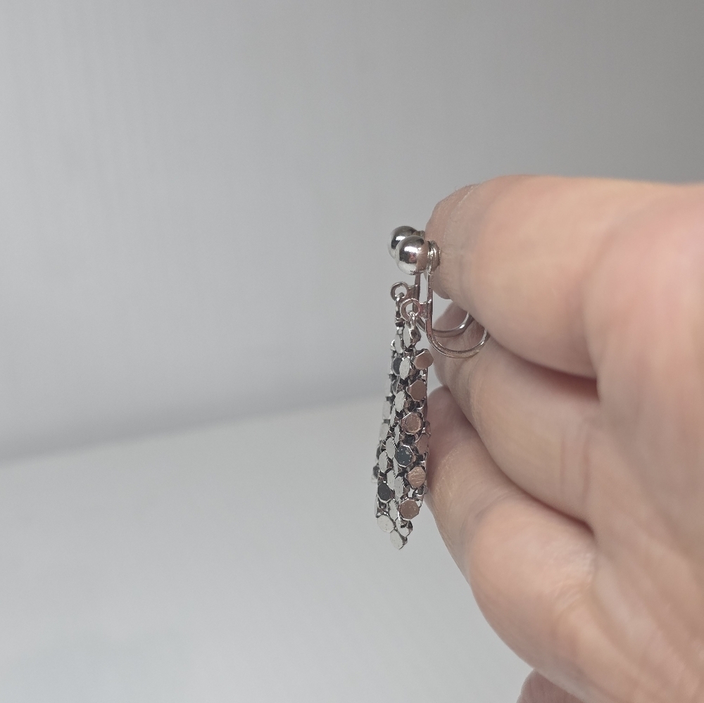 Elegant Silver toned Cluster dangle clip on 60s 70s disco Earrings - Picture 7 of 9